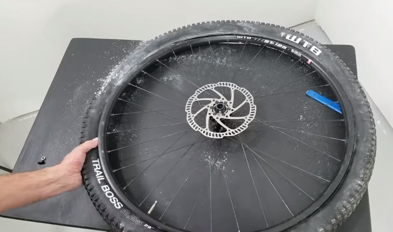 an a Tube be Installed in a Tubeless Tire